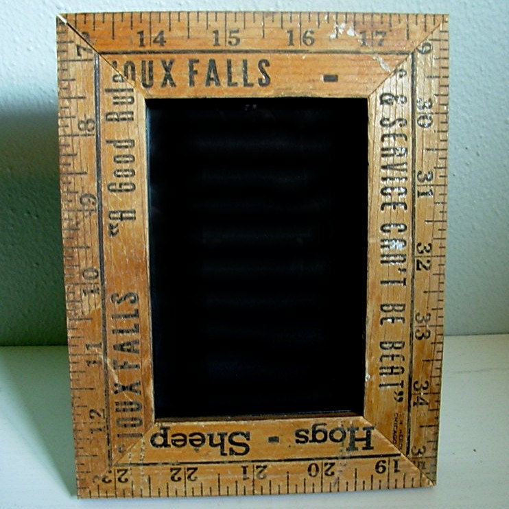 Picture Frame / Vintage Yardstick / Wood / Hogs & Sheep