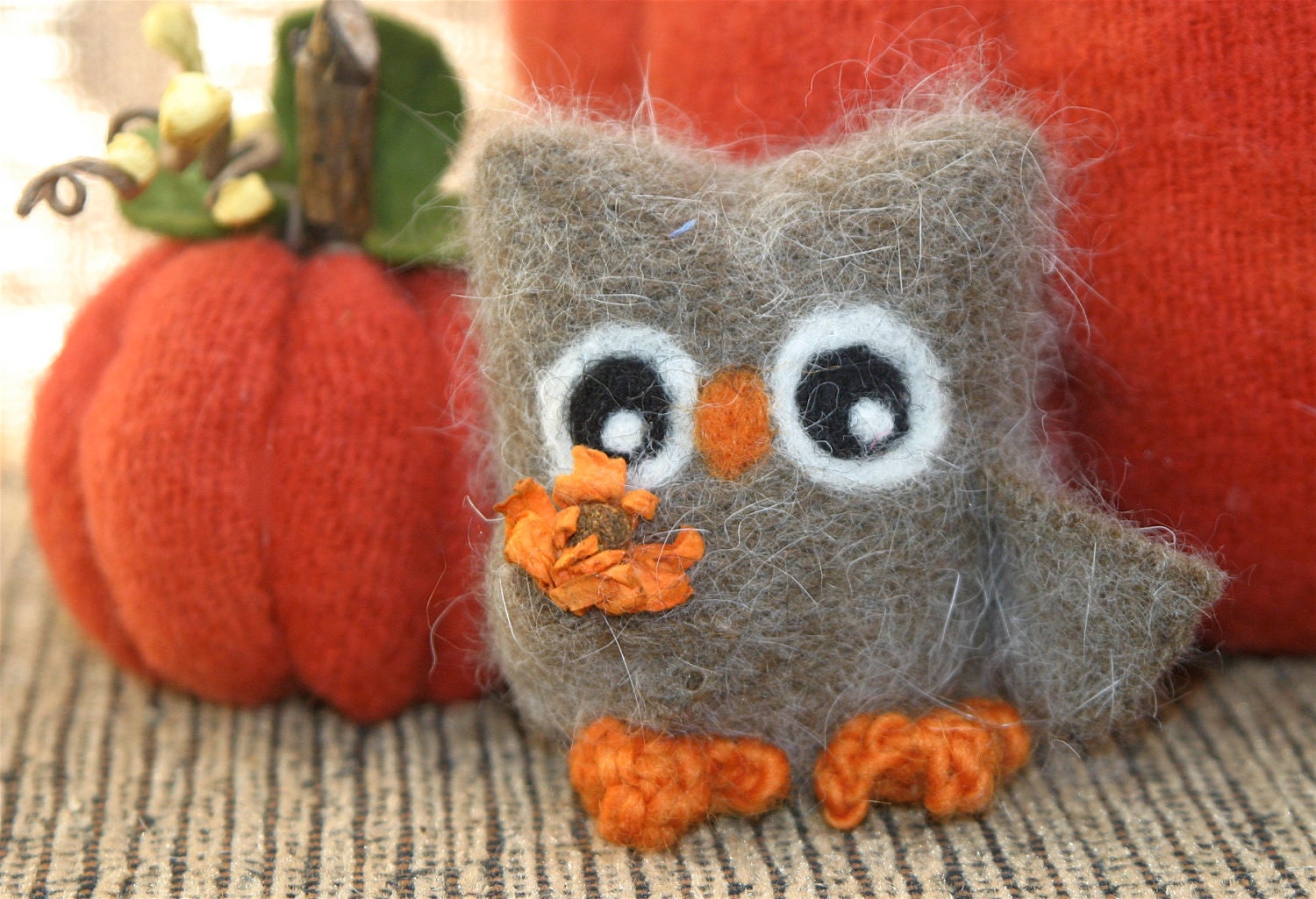 Love you Mommy Owl... felted wool hand sewn Owl (woolcrazy)