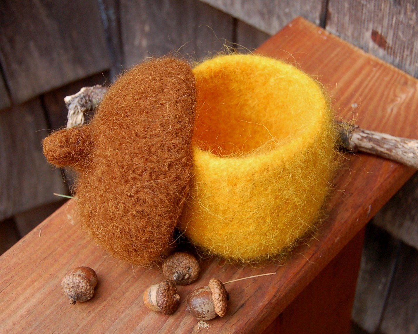 felted wool acorn bowl 