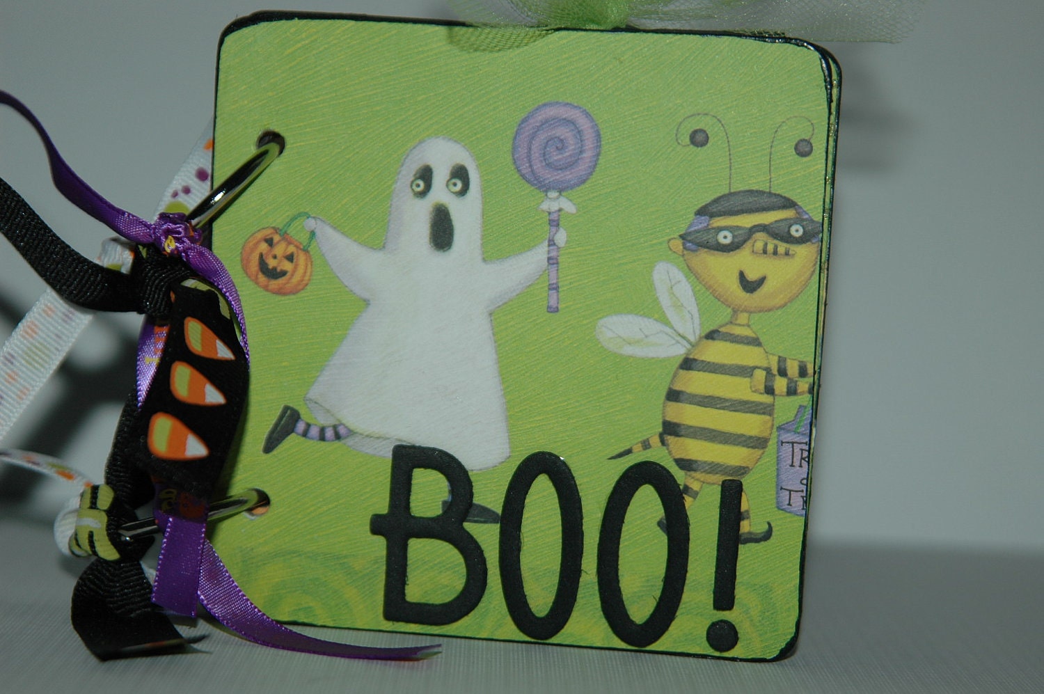Halloween brag book premade pages coaster album scrapbook