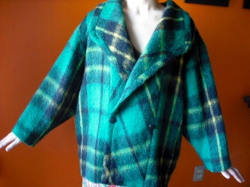 VINTAGE 80's Tweed Plaid wool coat