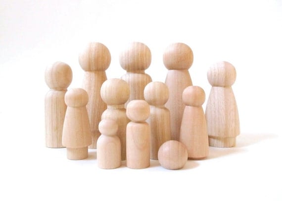 8 Dolls - Choose YOUR OWN family - Wooden Peg Dolls - Two 3.5" Parent Dolls and 6 Child-size Dolls
