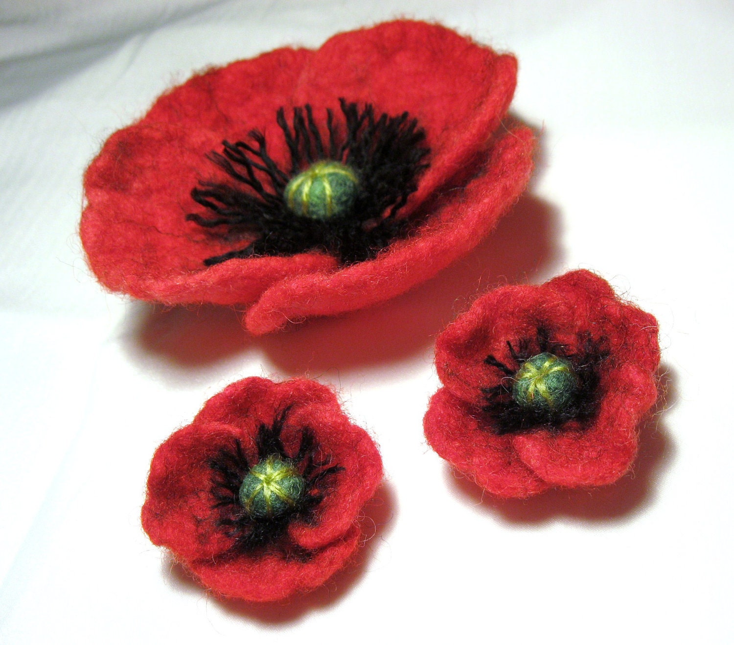 Poppy Set ... Felt Flower Brooch and earrings