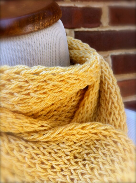 Organic scarf knit in yellow under 50