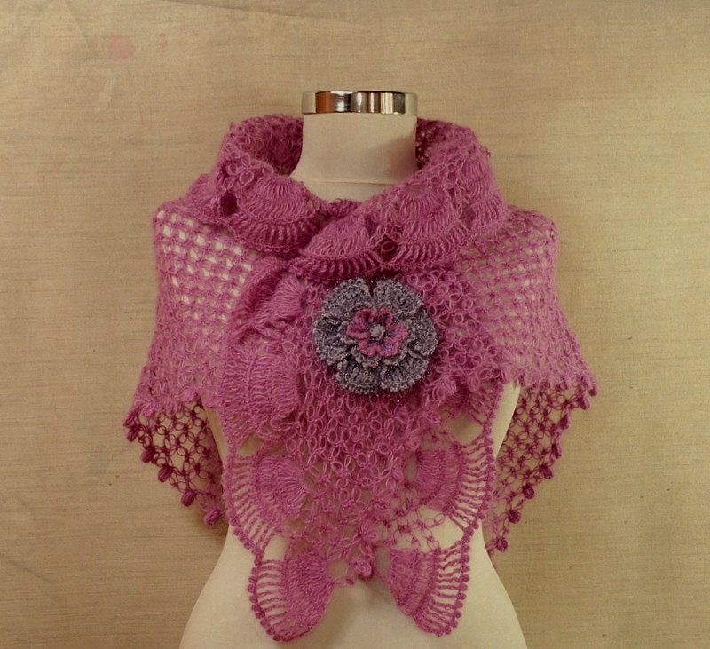 Crochet Pink Shawl . Lilac Flower Brooch / Lace Stole Wrap / Spring  Wedding Bridal Shawl