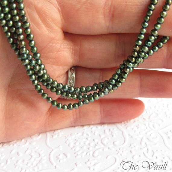 Pearl strand 3mm green 16 inches