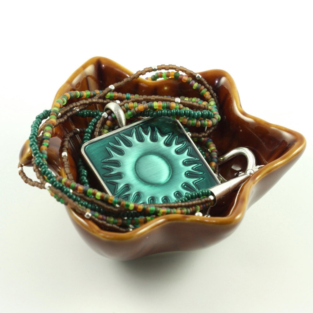 Necklace Multi Strand Green Brown Woodland Sun Pendant