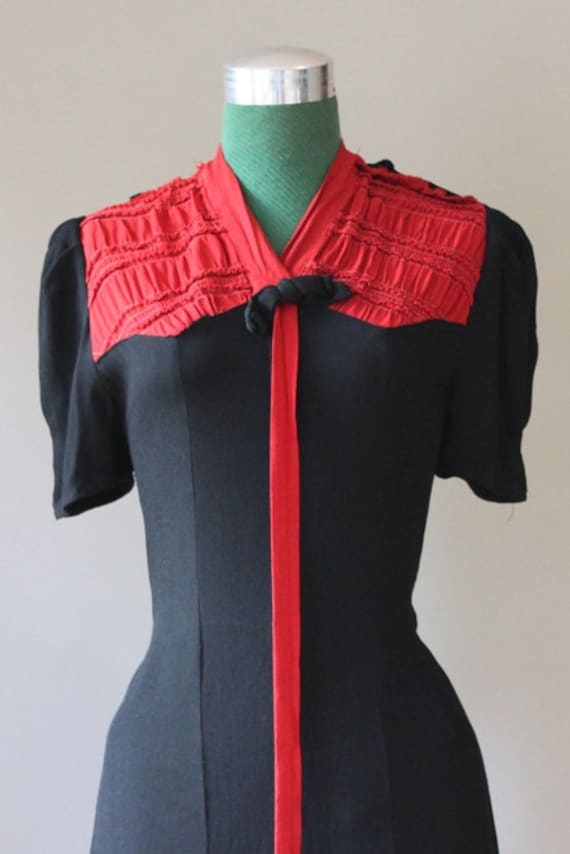1930s Dress / Vintage 30s 40s Black and Red Colorblock Bow Dress