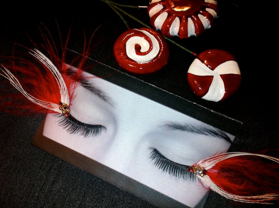 Candy Cane Holiday False Feather Eyelashes