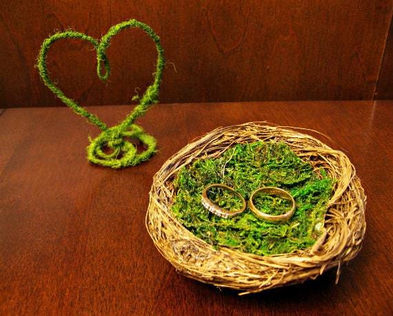 NEST Cake Topper Ring Bearer Nest Table Centerpiece with Moss and Moss 