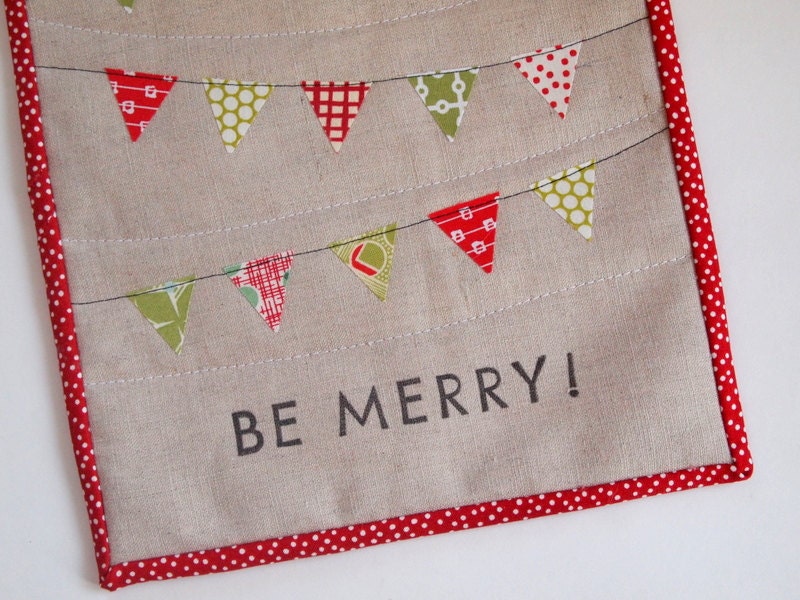 Be Merry- a holiday pennant mini quilt