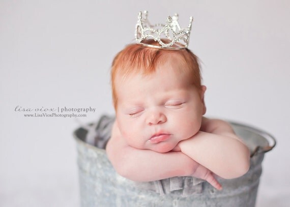 Mini Crown For Baby..Mini Rhinestone Crown Tiara..Newborn Photo Prop..Infant Photo Prop..Miniature Crown for Newborns, Infants and Toddlers