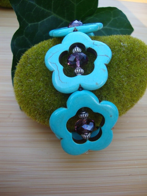 Howlite Flower Bracelet Preview 4