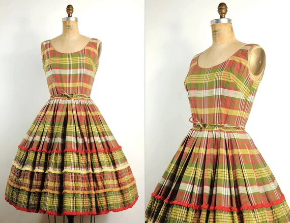 vintage 1950s dress / 50s plaid dress -- holiday dress (small)