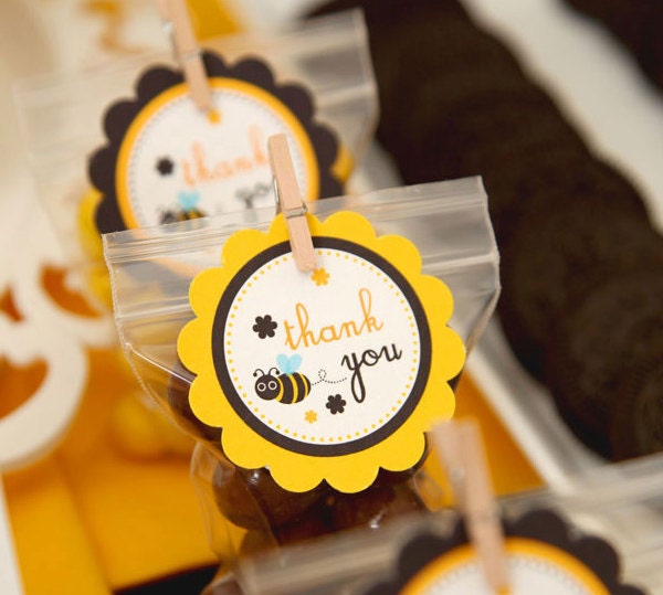 PRINTABLE Favor Tags DIY - Bumble Bee Party - PS111h