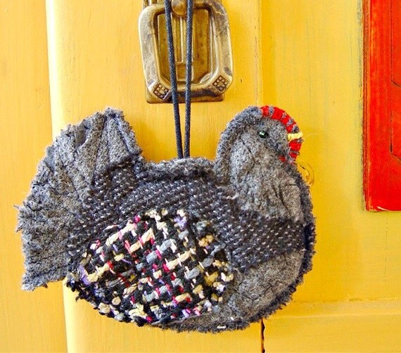 Quilted textile hen ornament - grey