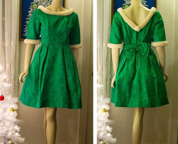 Vintage Christmas dress with faux fur trim Mrs Claus back in the day Mid-century VLV Bombshell