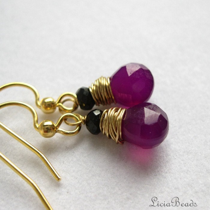 Wine Grapes - Chacledony briolettes and black spinel on plated gold metals