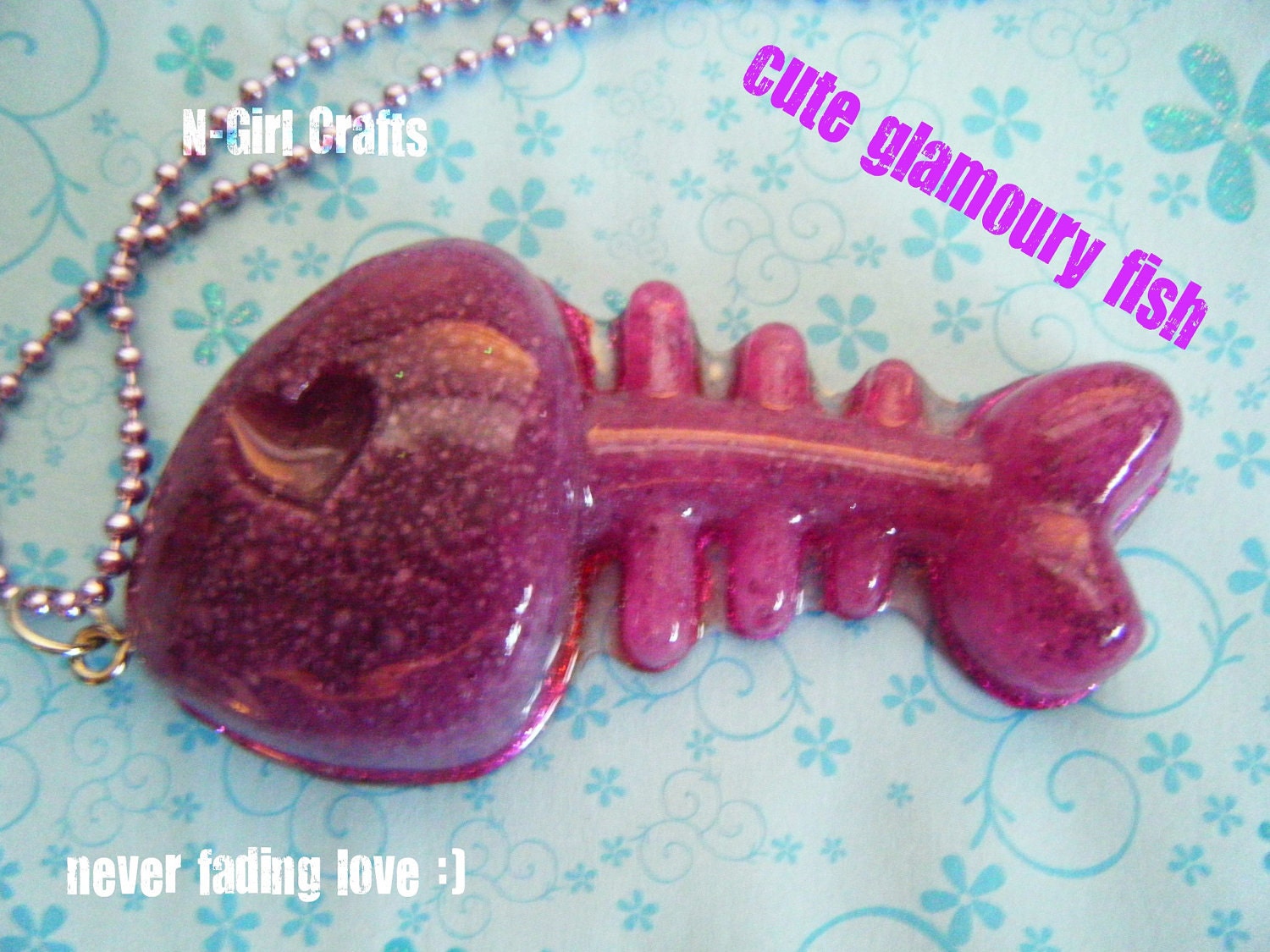 The love Fish resin necklace