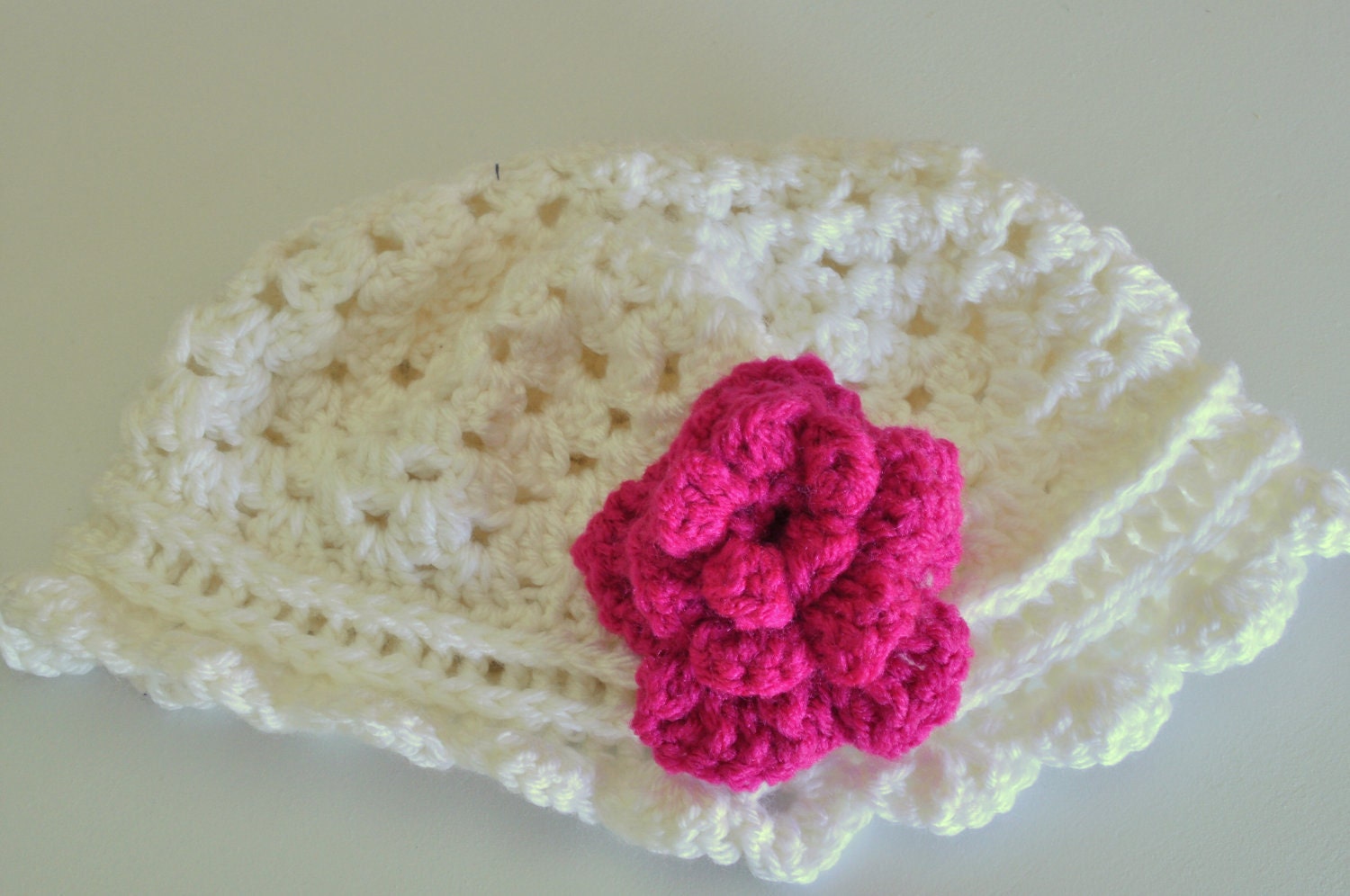 Toddler Girls White Crochet Hat with Pink Flower