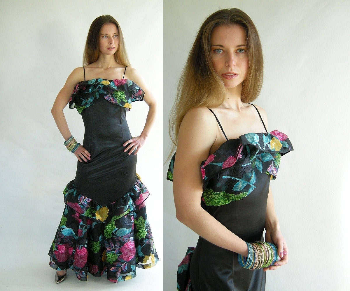 Vintage 80s Black Ruffled Floral Party Dress Latin by empressjade Vintage 80s Black Ruffled Floral Party Dress Latin by empressjade
