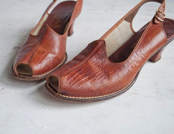 Vintage 40s Peep Toe Heels / Reptile Leather by GingerRootVintage from etsy.com