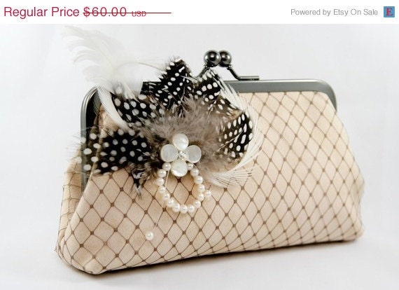 Gorgeous Bridal Clutches (Etsy) :  wedding etsy clutch bridal purse brooch bag Il 570xN.299826864.jpg