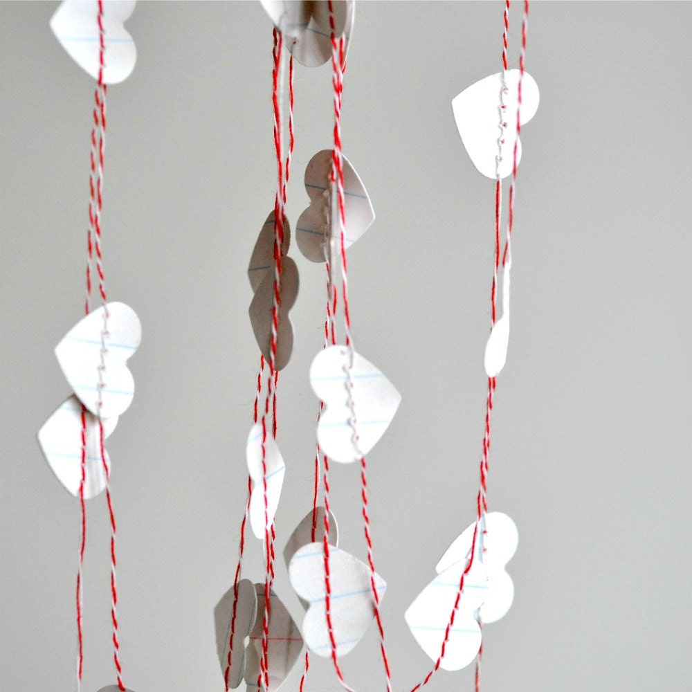 Tiny Hearts Paper Garland White