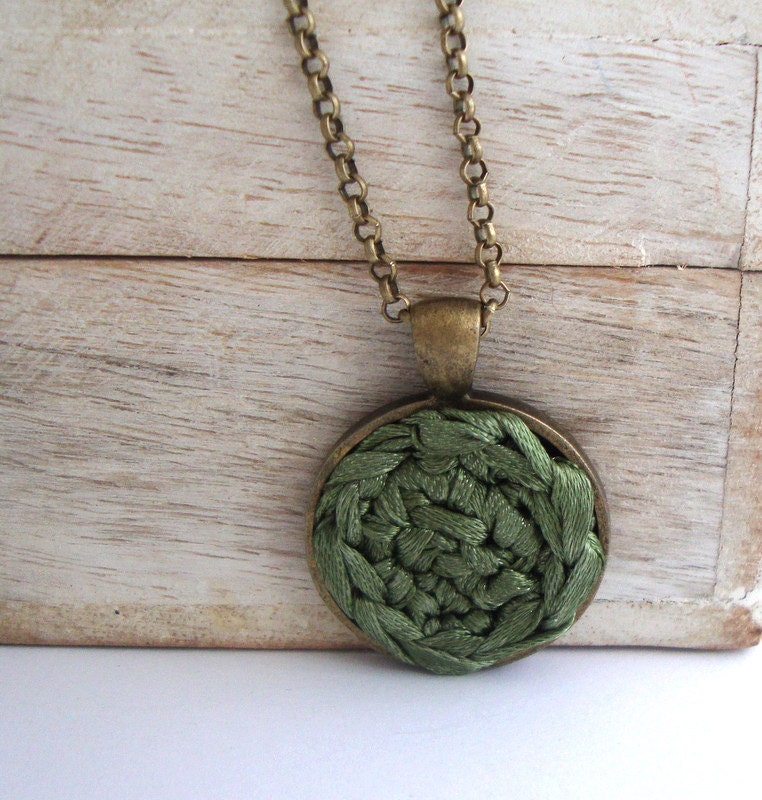 Olive green fiber necklace, everyday necklace, minimalist necklace, green pendant, antiqued brass