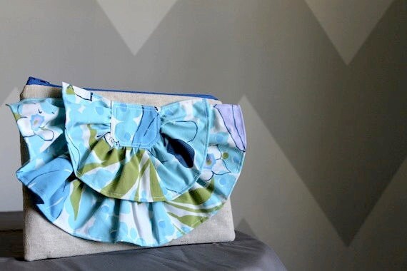 Vintage Ruffle Clutch - Mod Blue