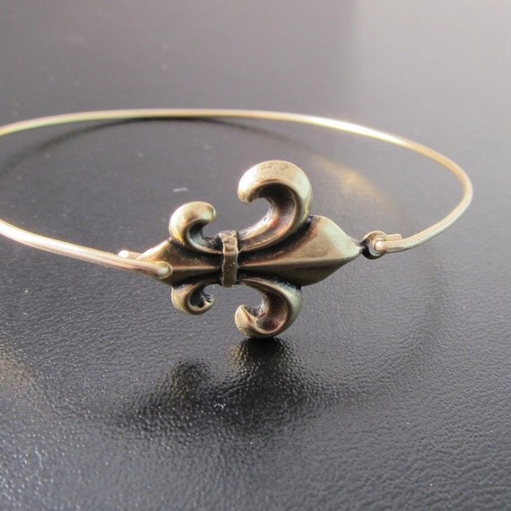 Fleur de Lis Bracelet - Brass Bangle, Lily Flower Bracelet - Fleur de Lis Jewelry