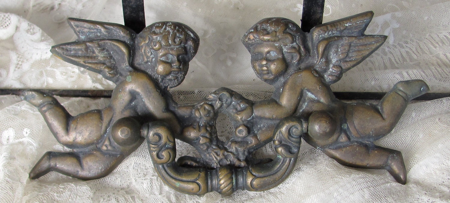 Vintage Drawer Handle Large Cupids