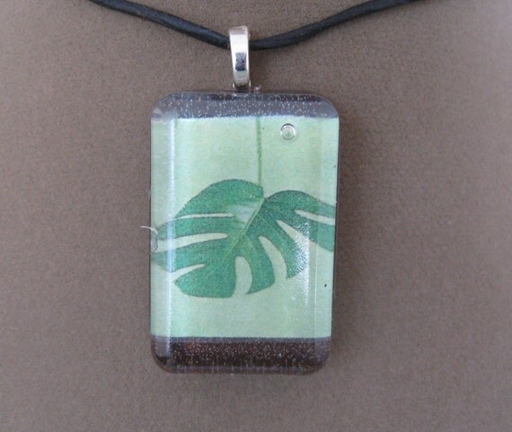 Green Philodendron Leaf Pendant Necklace