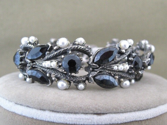 Florenza Signed Bracelet Vintage Rhinestone Chunky