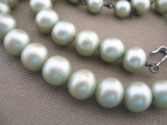 Vintage Glass Pearl Mint Green Necklace Earrings Set