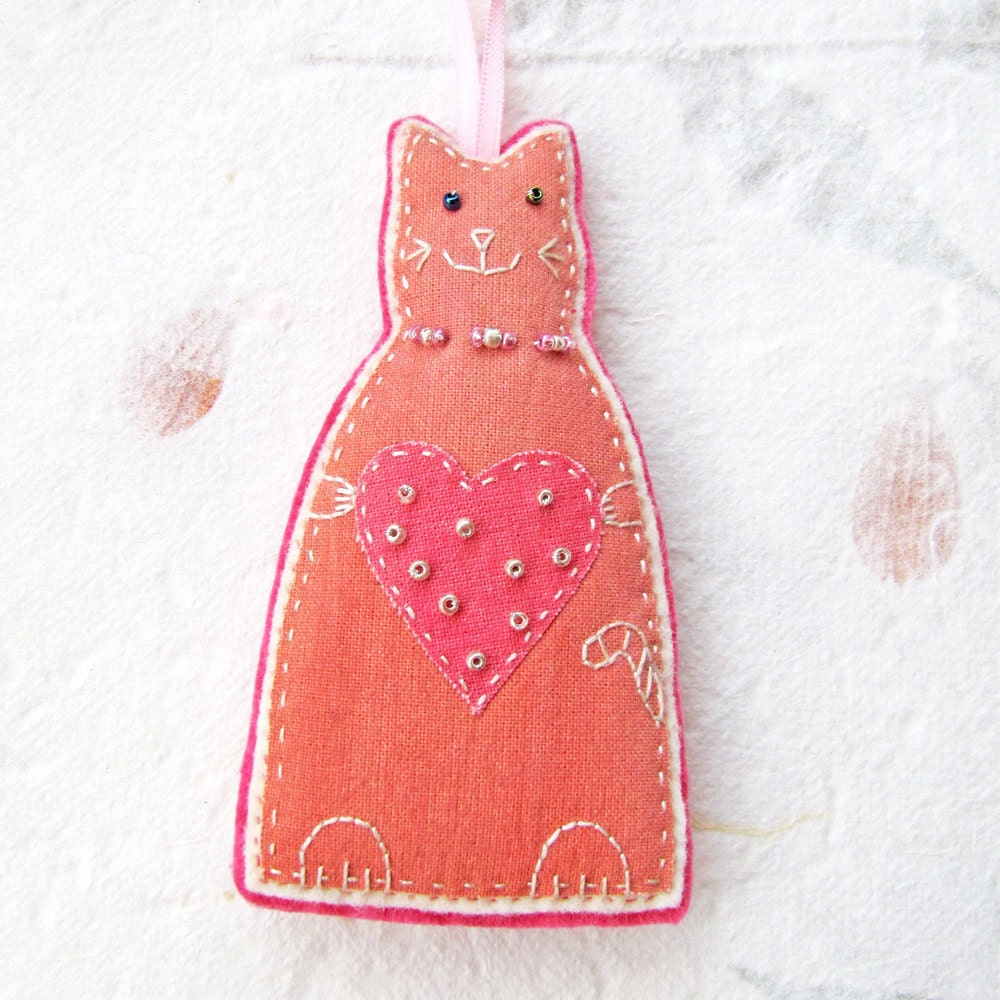 Valentine's gift- Pink Cat with Heart Ornament/ Decoration Valentine's gift- Pink Cat with Heart Ornament/ Decoration