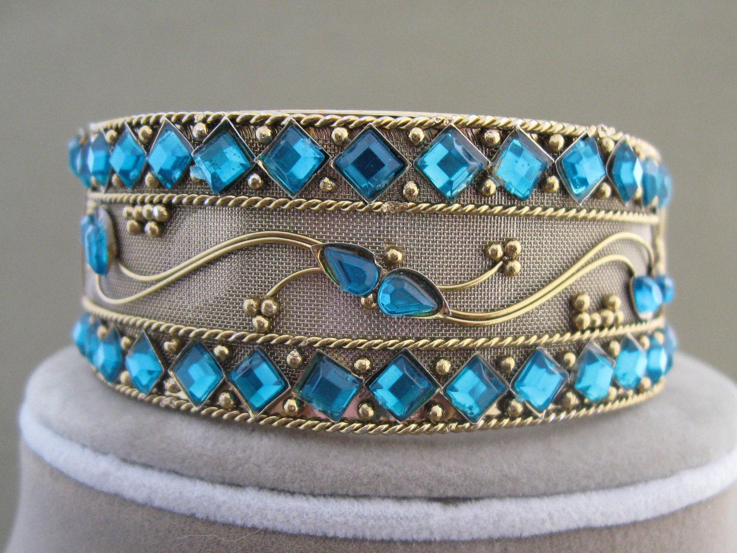 Blue Rhinestone Wire Work Bangle Bracelet Vintage