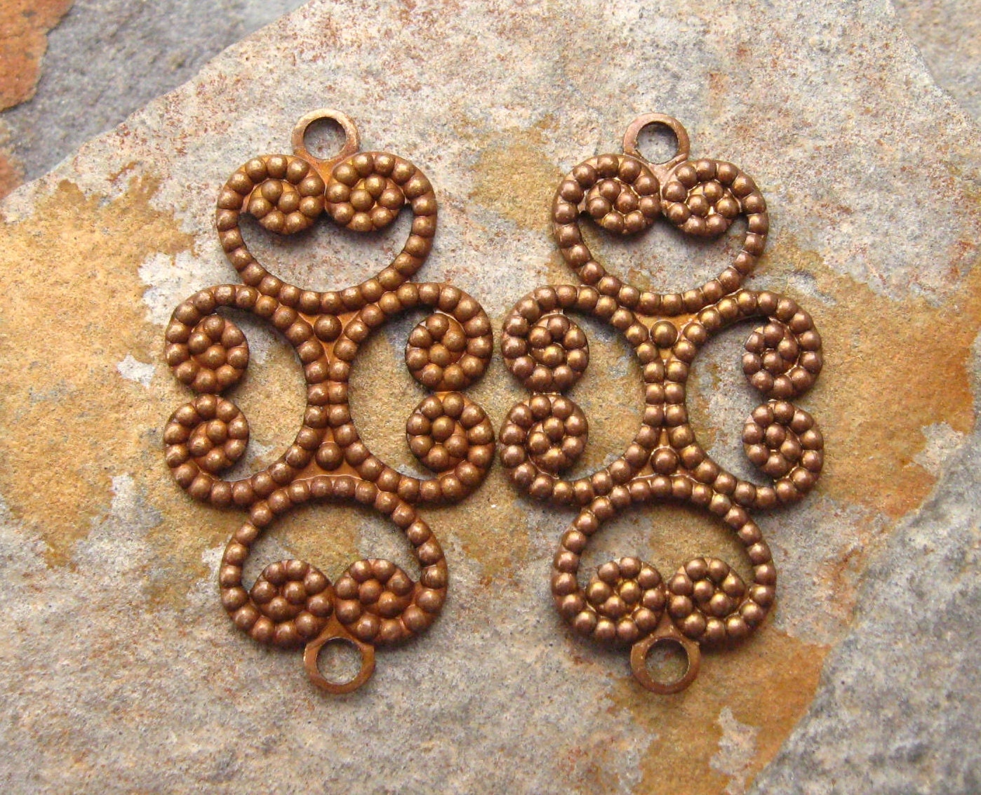 4 Oval Filigree Connector 13mm x 24mm Trinity Vintage Patina - Trinity Brass LOW SHIPPING