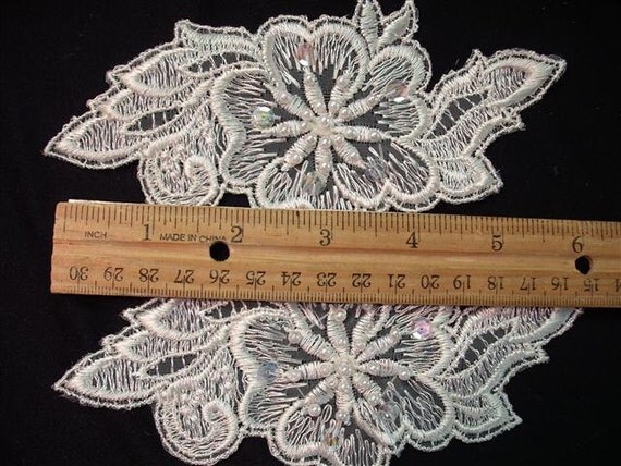 Vintage Ivory Beaded Pearl and Sequin Wedding Appliques - 1 Pair (P)