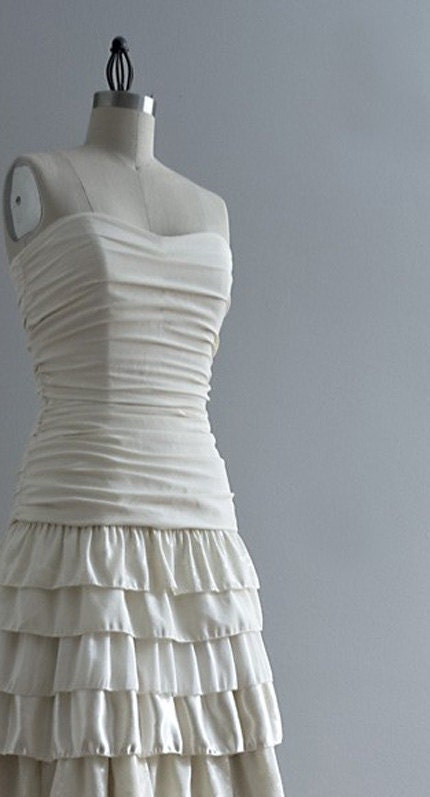 Callie - Tiered Ruffled Skirt Ruched Bodice Fit and Flare Eco Friendly Wedding Dress - Ivory Hemp Silk