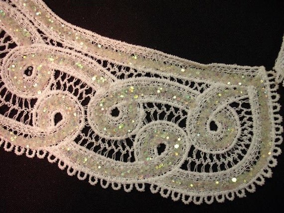 Dress It Up -  Vintage Glitter Sparklel White Wedding  Appliques - Collar - 1 Set (U)