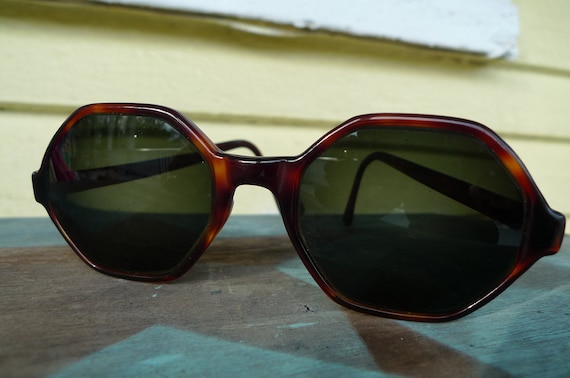 vintage sunglasses tortoise shell Zyloware eyeware 1950s