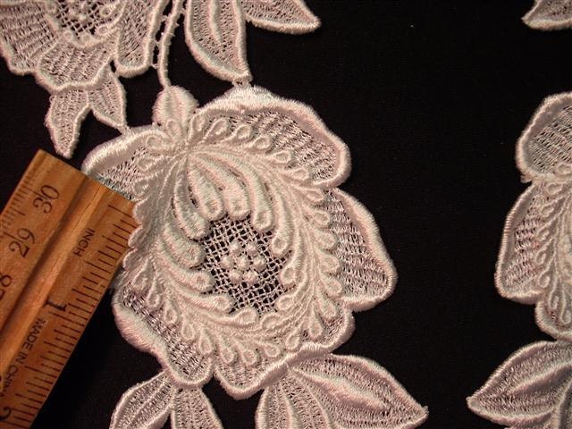 Grab Em By The Collar - Vintage Lace Collar Applique - White - (12)
