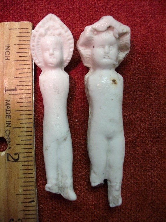 2 Freezing Frozen Charlotte Dolls With Bonnets - Lot 1