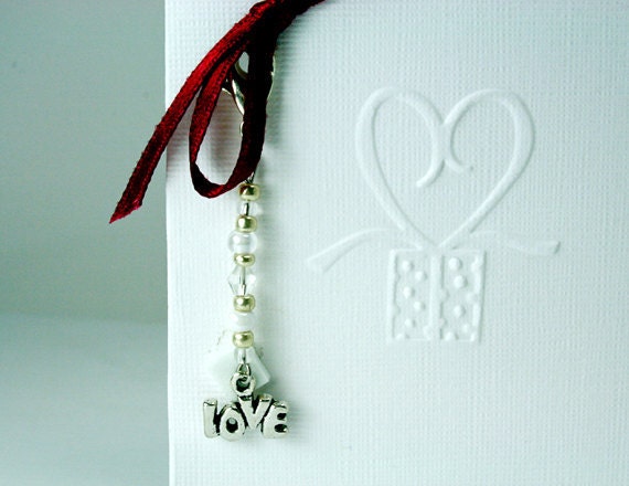 Thank You Wedding Favor Card in White with Gift Charm Keepsake
