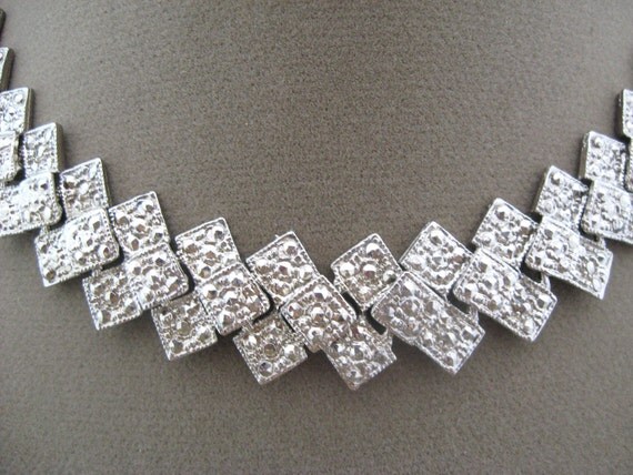 Faux Rhinestone Diamond Cut Vintage Necklace