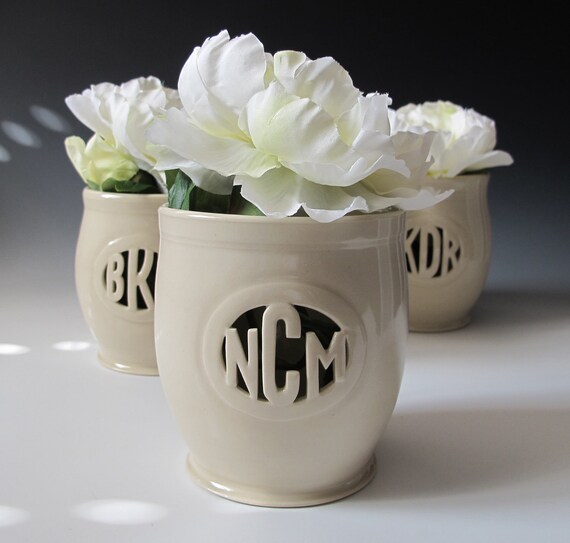 Personalized Monogram Gift - Vase for Individuals or Couples