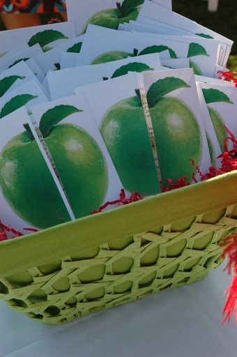 SET OF 25 Green Apple Gate Folded Wedding Programs custom colors available