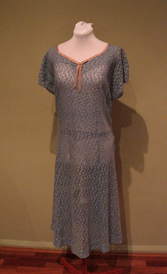 Vintage 40s 'Baby Blue' Lace Dress in Large Size