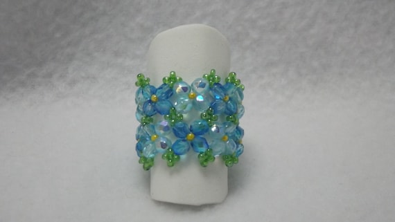 Spring Flower Band Ring Blue toned